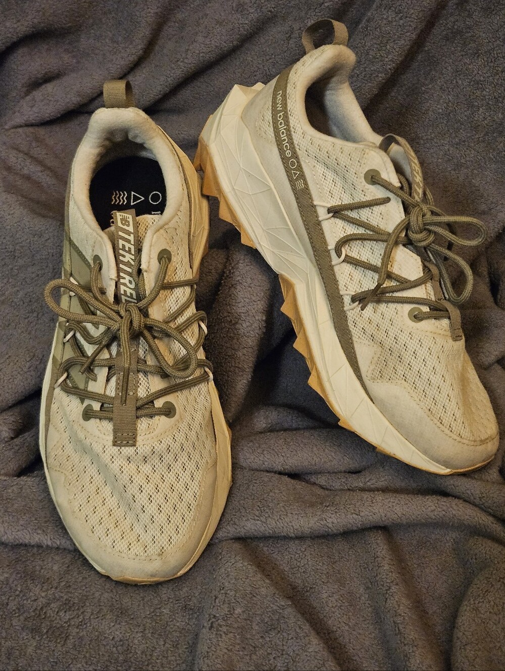 New Balance Tektrek Womens Olive Green And Tan Running Shoes